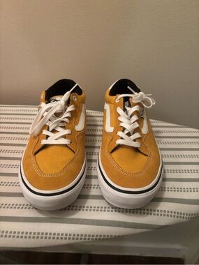 Vans Rowan Pro Golden Brown White Skate Shoes Men’s Size 9.5  Yellow Vans-Style